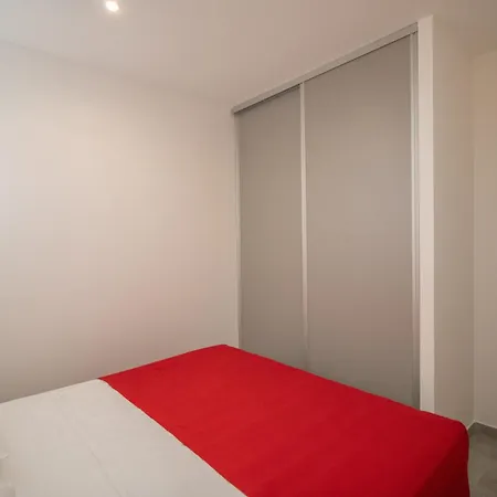 Splendide Grand Neuf Appartement