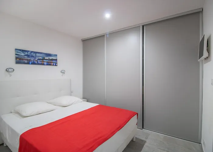 Apartment Splendide Grand Neuf