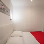 Splendide Grand Neuf Apartment *