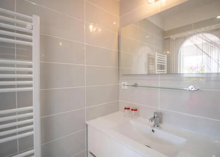 Splendide Grand Neuf